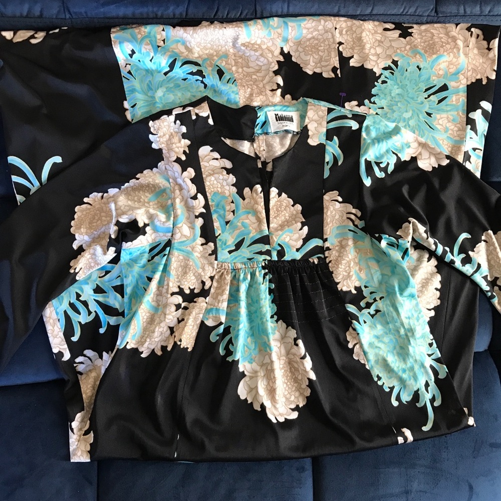 *sold* Malama Hawaiian Vintage Dress - Picture 3 of 7